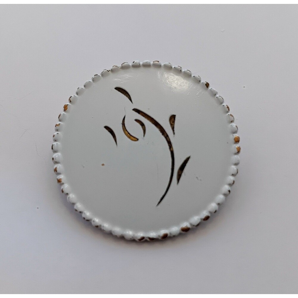 Vintage Unsigned Dainty White Enamel & Goldtone Etched Brooch 1 inch